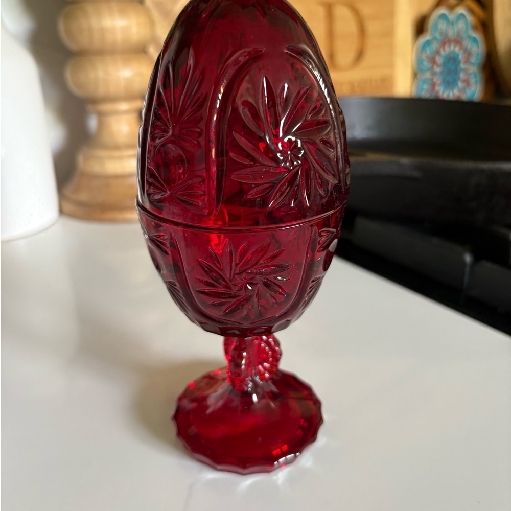 NIB Victorian Trading Co. Red Glass footed Egg trinket holder